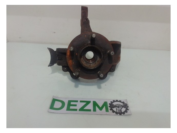 Fuzeta dreapta fata Ford Focus 2 2.0 DW10 3M513K170 2004-2012