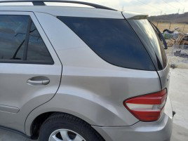 Aripa stanga spate Mercedes ML 320 3.0 CDI OEM 2005-2012