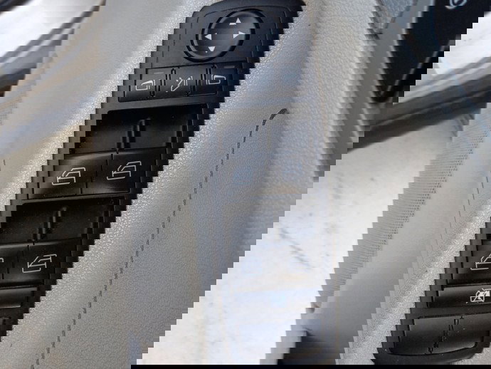 Butoane geamuri sofer Mercedes ML 320 3.0 CDI OEM 2005-2012