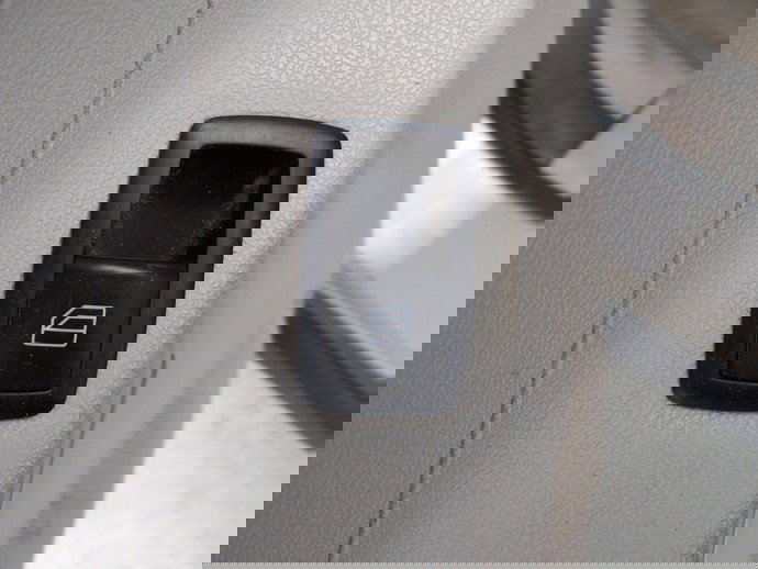 Buton geam electric stanga spate Mercedes ML 320 3.0 CDI OEM 2005-2012