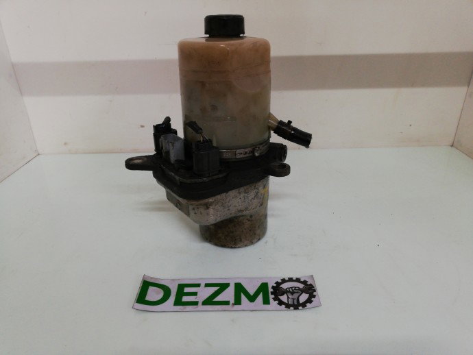 Pompa servodirectie Ford Focus 2 2.0 DW10 4M513K514AD 2004-2012