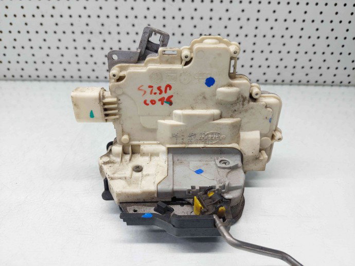 Broasca usa stanga spate Audi A3 Sportback (8PA) [Fabr 2004-2013] 4F0839015