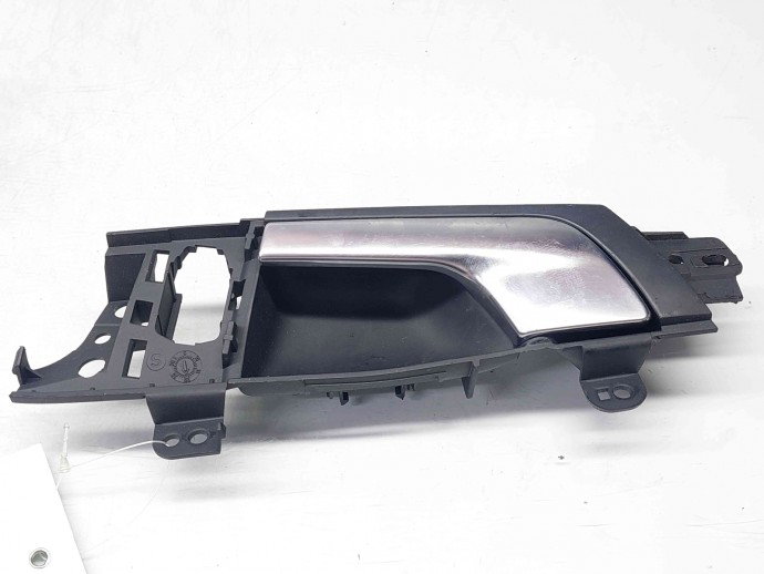 Maner interior stanga fata Audi A3 Sportback (8PA) [Fabr 2004-2013] 8P4837019
