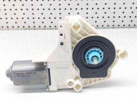 Motoras geam stanga spate Audi A6 Avant Allroad (4F5, C6) [Fabr 2005-2010] 8K0959811C
