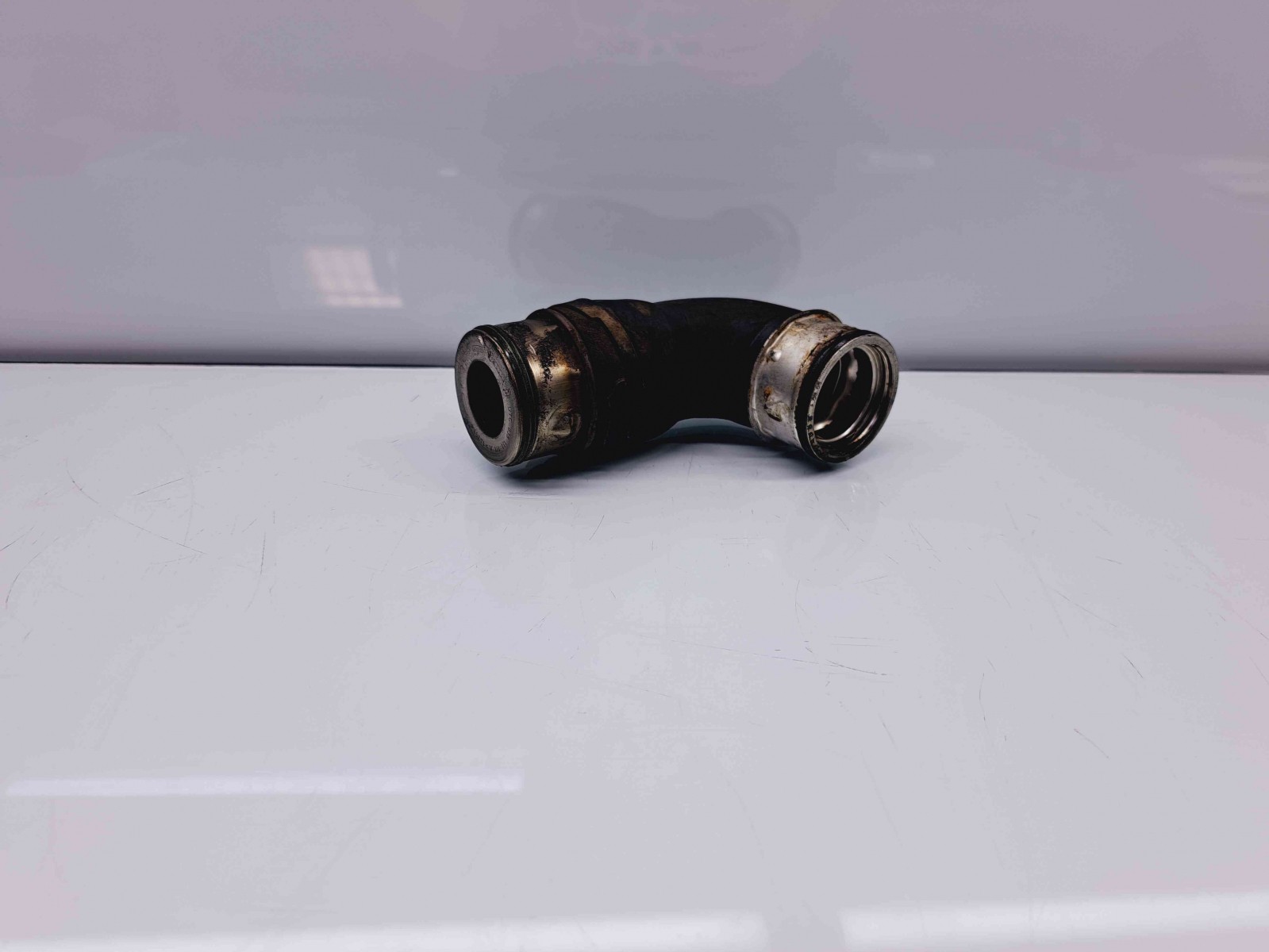 Furtun intercooler Volkswagen Golf 5 Plus (5M1) [Fabr 2005-2008] 038131111A 1.9 TDI BXE 77KW / 105CP 1.9 TDI BXE 77KW / 105CP