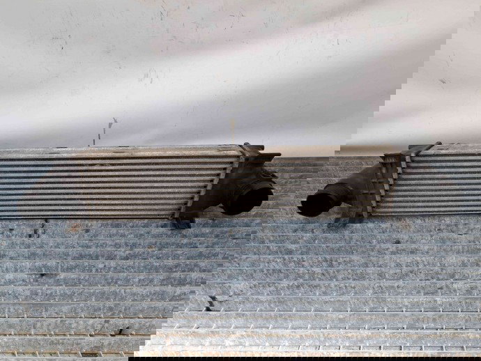 Radiator intercooler LAND ROVER Freelander 2 (FA) [Fabr 2006-2014] OEM 2.2 DOHC 