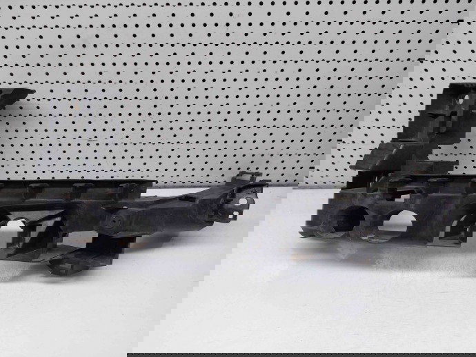 Suport far stanga Audi A3 Sportback (8PA) [Fabr 2004-2013] 8P0805607