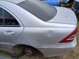 Aripa stanga spate Mercedes C220 W203 2.2 CDI OEM 2000-2007