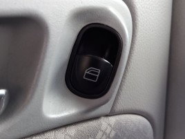 Buton geam electric stanga spate  Mercedes C220 W203 2.2 CDI OEM 2000-2007