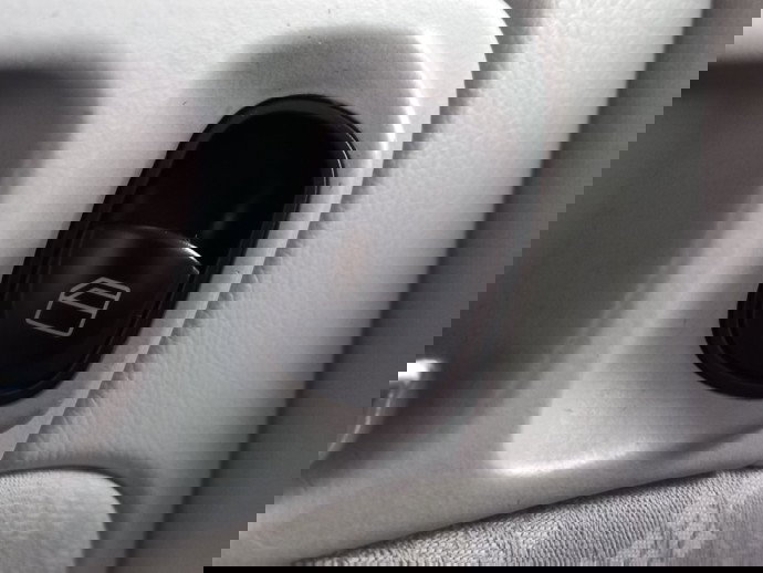 Buton geam electric stanga spate  Mercedes C220 W203 2.2 CDI OEM 2000-2007