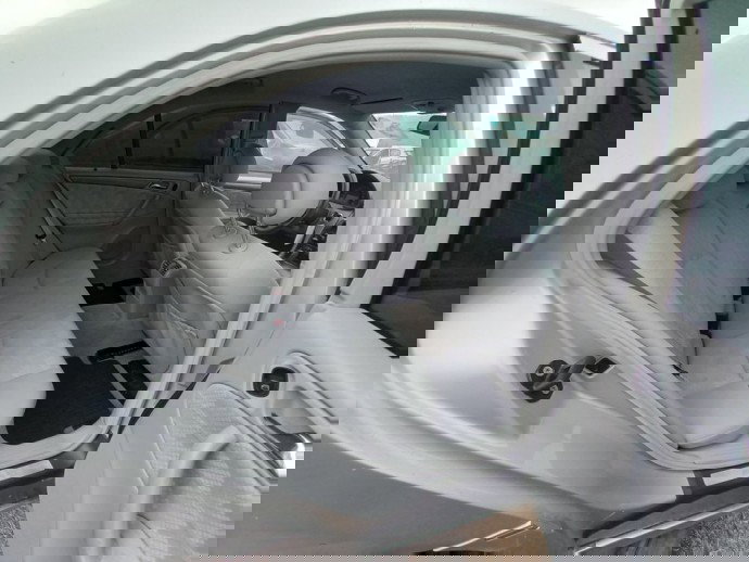 Cheder usa dreapta spate Mercedes C220 W203 2.2 CDI OEM 2000-2007