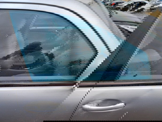 Geam usa dreapta fata Mercedes C220 W203 2.2 CDI OEM 2000-2007