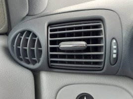 Grila ventilatie stanga  Mercedes C220 W203 2.2 CDI OEM 2000-2007