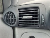 Grila ventilatie stanga  Mercedes C220 W203 2.2 CDI OEM 2000-2007