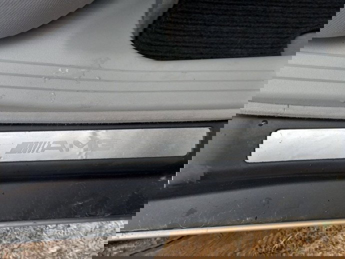 Ornament prag dreapta spate Mercedes C220 W203 2.2 CDI OEM 2000-2007