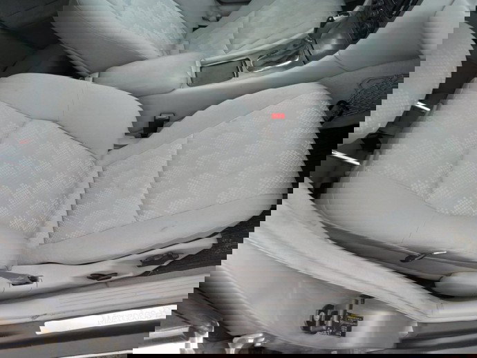 Scaun dreapta fata  Mercedes C220 W203 2.2 CDI OEM 2000-2007