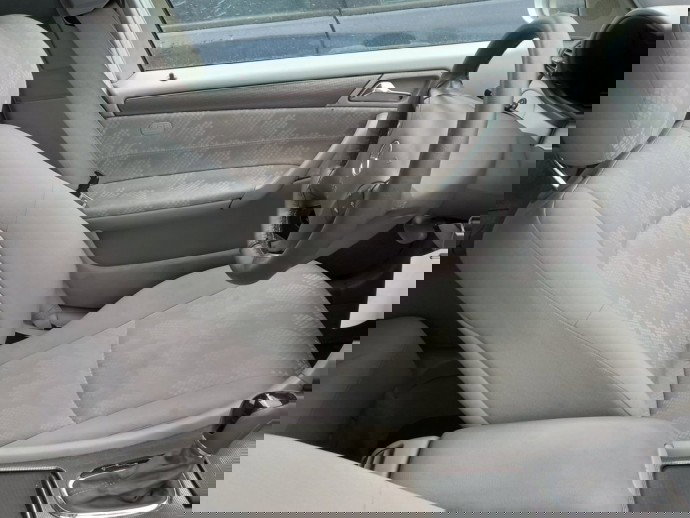 Scaun stanga fata Mercedes C220 W203 2.2 CDI OEM 2000-2007