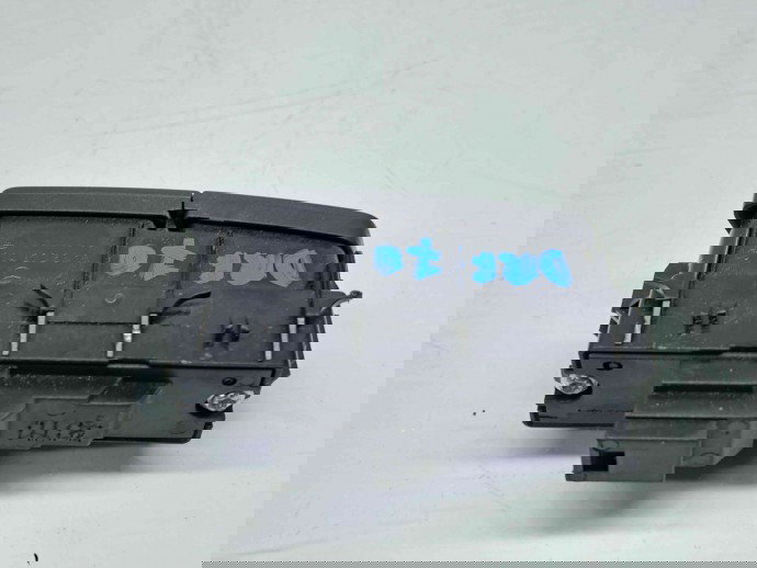  Buton blocare usi Mercedes Clasa C (W204) [Fabr 2007-2014] A2048706310