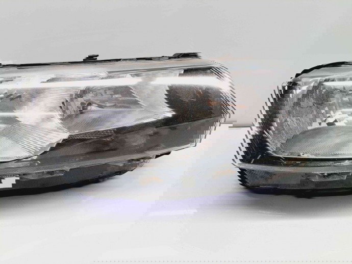  Far dreapta Skoda Rapid (NH3) [Fabr 2012-2019] 5JC941016