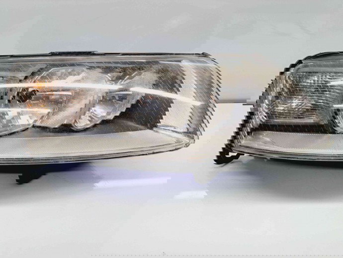  Far dreapta Audi A6 (4F2, C6) [Fabr 2004-2010] 4F0941004C