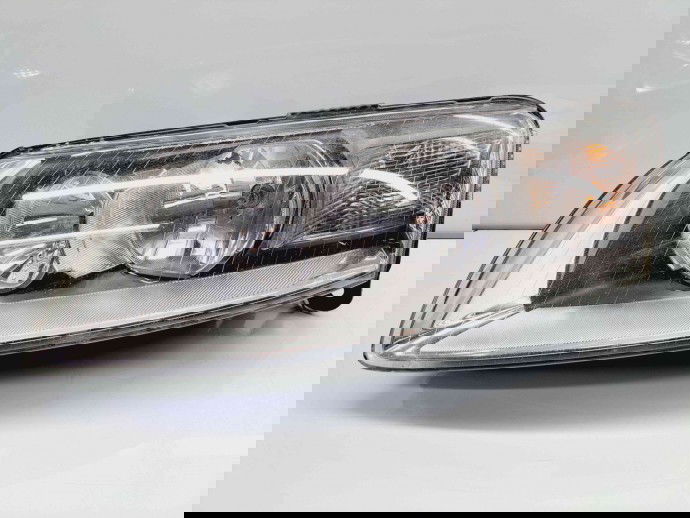  Far stanga Audi A6 (4F2, C6) [Fabr 2004-2010] 4F0941003C