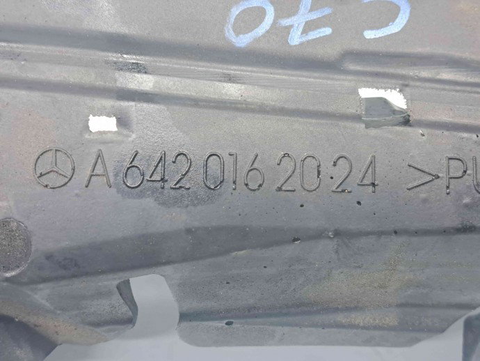 Capac protectie injectoare Mercedes Clasa C (W204) [Fabr 2007-2014] A6420162024 3.0 CDI 642830  