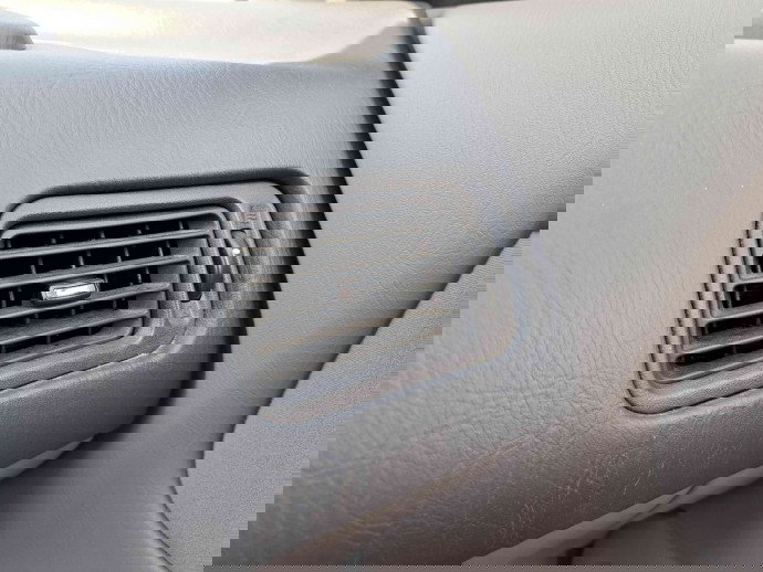 Grila aerisire dreapta Nissan Primera (P11) [Fabr 1999-2006] OEM