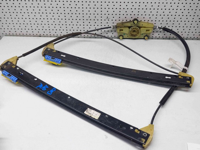 Macara electrica geam dreapta fata Audi A6 Avant Allroad (4F5, C6) [Fabr 2005-2010] 4F0837462D