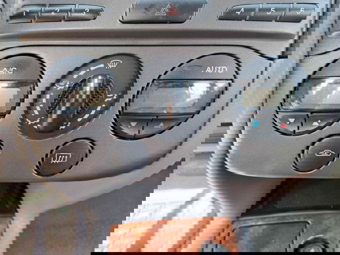 Panou comanda clima Nissan Primera (P11) [Fabr 1999-2006] OEM