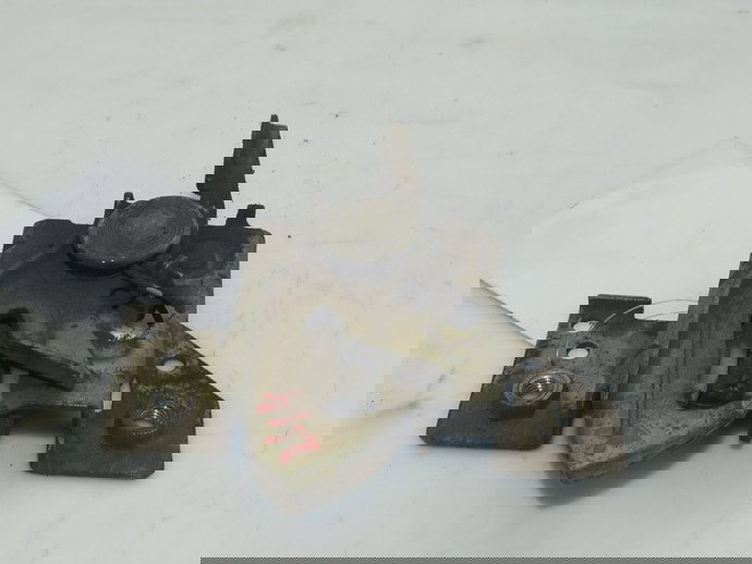 Broasca capota Ford Fusion 1.6 OEM 2002-2012