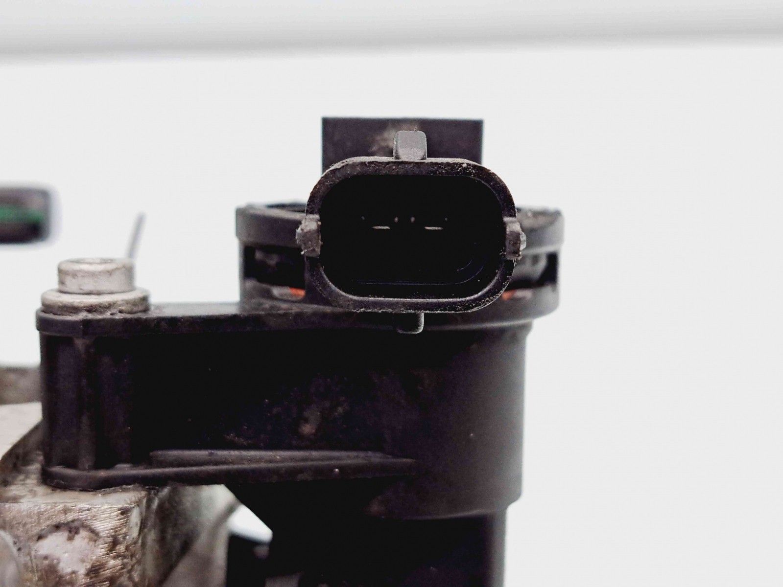 Rampa injectoare Opel Zafira B (A05) [Fabr 2006-2011] 25331276 1.6 Benz Z16XEP 1.6 Benz Z16XEP 77KW / 105CP - imagine 6