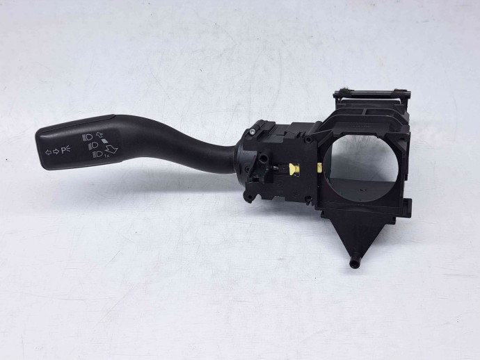 Maneta semnalizare Audi A6 Avant (4F5, C6) [Fabr 2005-2010] 4E0953513G