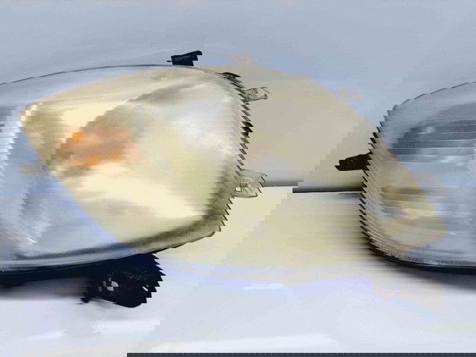  Far dreapta Toyota Yaris (P9) [Fabr 2005-2011] 81150-0D130