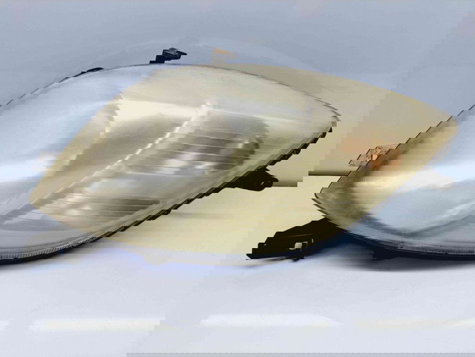  Far stanga Toyota Yaris (P9) [Fabr 2005-2011] 81110-0D130