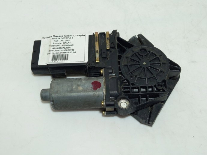 Motoras macara dreapta fata Skoda Octavia 1.9 TDI 0130821730 1996-2010