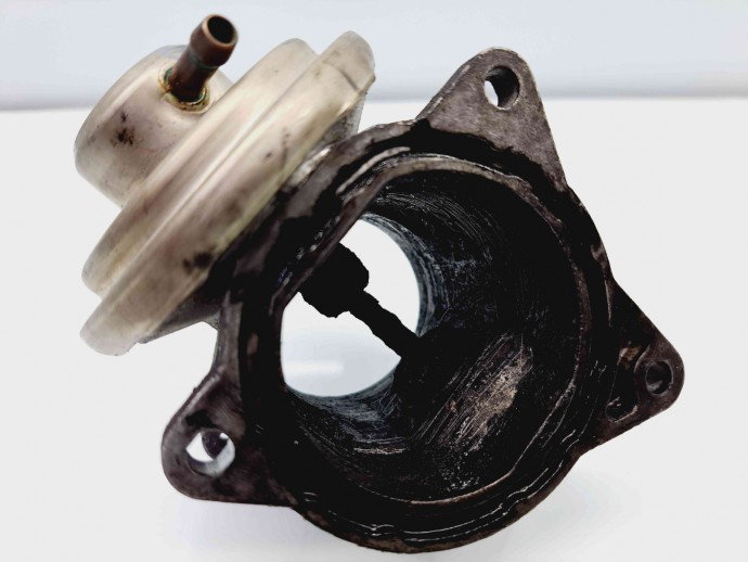 Supapa EGR Volkswagen Golf 5 (1K1) [Fabr 2004-2008] 038131501AN 1.9 TDI BXE  1.9 TDI BXE 77KW / 105CP