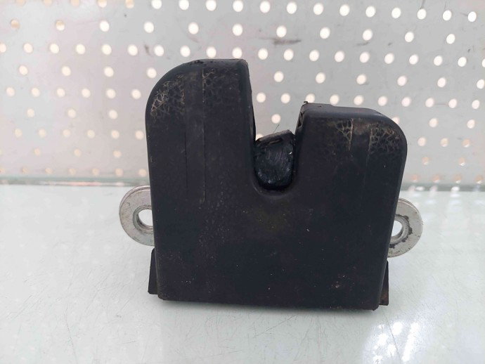 Broasca haion Audi A6 Avant Allroad (4F5, C6) [Fabr 2005-2010] 5K0827505A