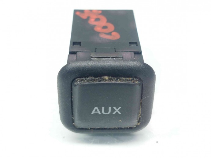 Conector auxiliar USB Audi A3 Sportback (8PA) [Fabr 2004-2013] 8J0035475