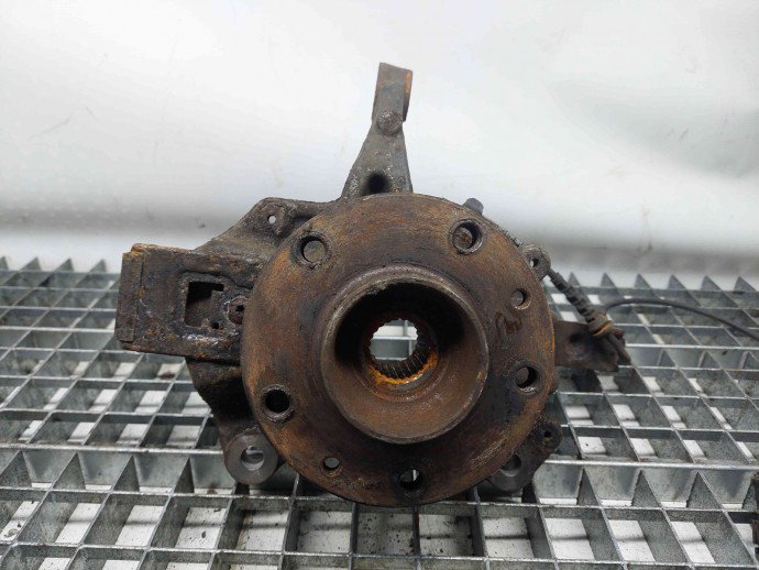 Fuzeta fata dreapta Renault Megane 3 (B95) [Fabr 2008-2016] OEM 1.5 DCI K95 