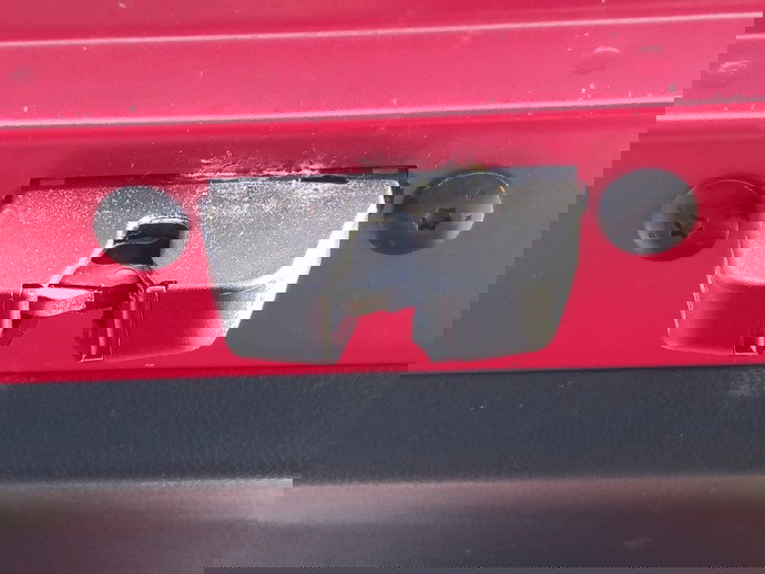 Broasca portbagaj Peugeot 207 1.4 OEM 2007-2012