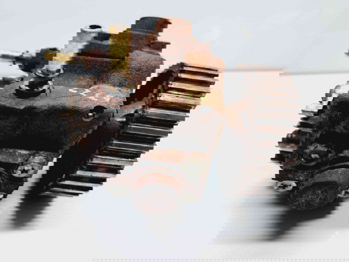 Pompa inalta presiune Ford Ka (RU8) [Fabr 2008-2016] 0445010102 1.3 Benz G8DD 81KW / 110CP 1.3 Benz G8DD 81KW / 110CP