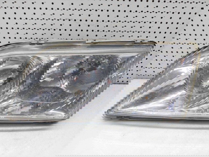 Far stanga Volvo V40 [Fabr 1996-2003] OEM