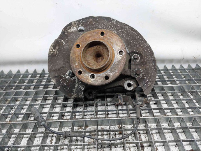 Fuzeta fata stanga Bmw 1 (E81, E87) [Fabr 2004-2010] OEM 2.0 N47 