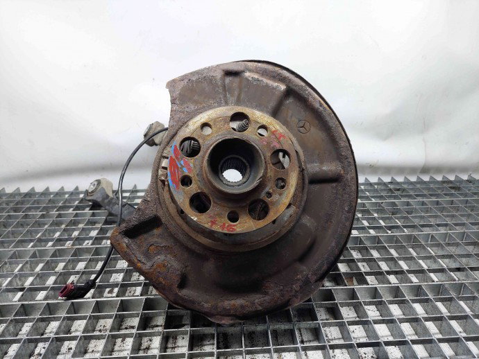 Fuzeta spate stanga Mercedes Clasa E (W211) [Fabr 2002-2009] OEM 2.2 CDI 646821 