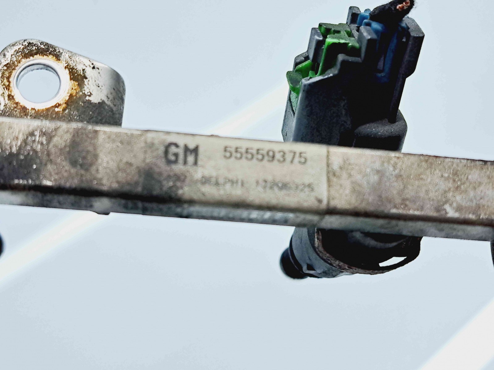 Rampa injectoare Opel Zafira B (A05) [Fabr 2006-2011] 55559375 1.6 Benz Z16XEP 1.6 Benz Z16XEP 77KW / 105CP - imagine 2