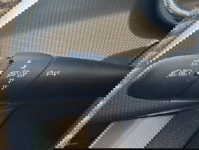 Maneta semnalizare Peugeot 207 1.4 OEM 2007-2012