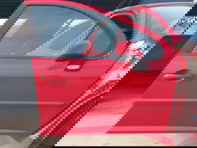 Usa dreapta fata Peugeot 207 1.4 OEM 2007-2012