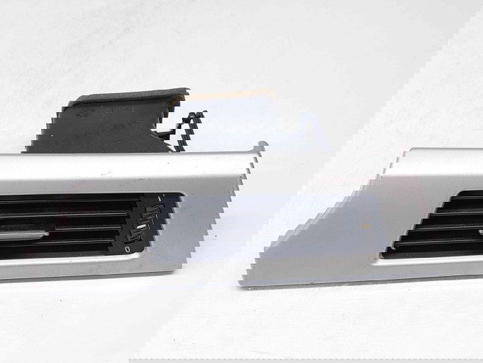  Grila aerisire dreapta Bmw 3 (E90) [Fabr 2005-2011] 9130466