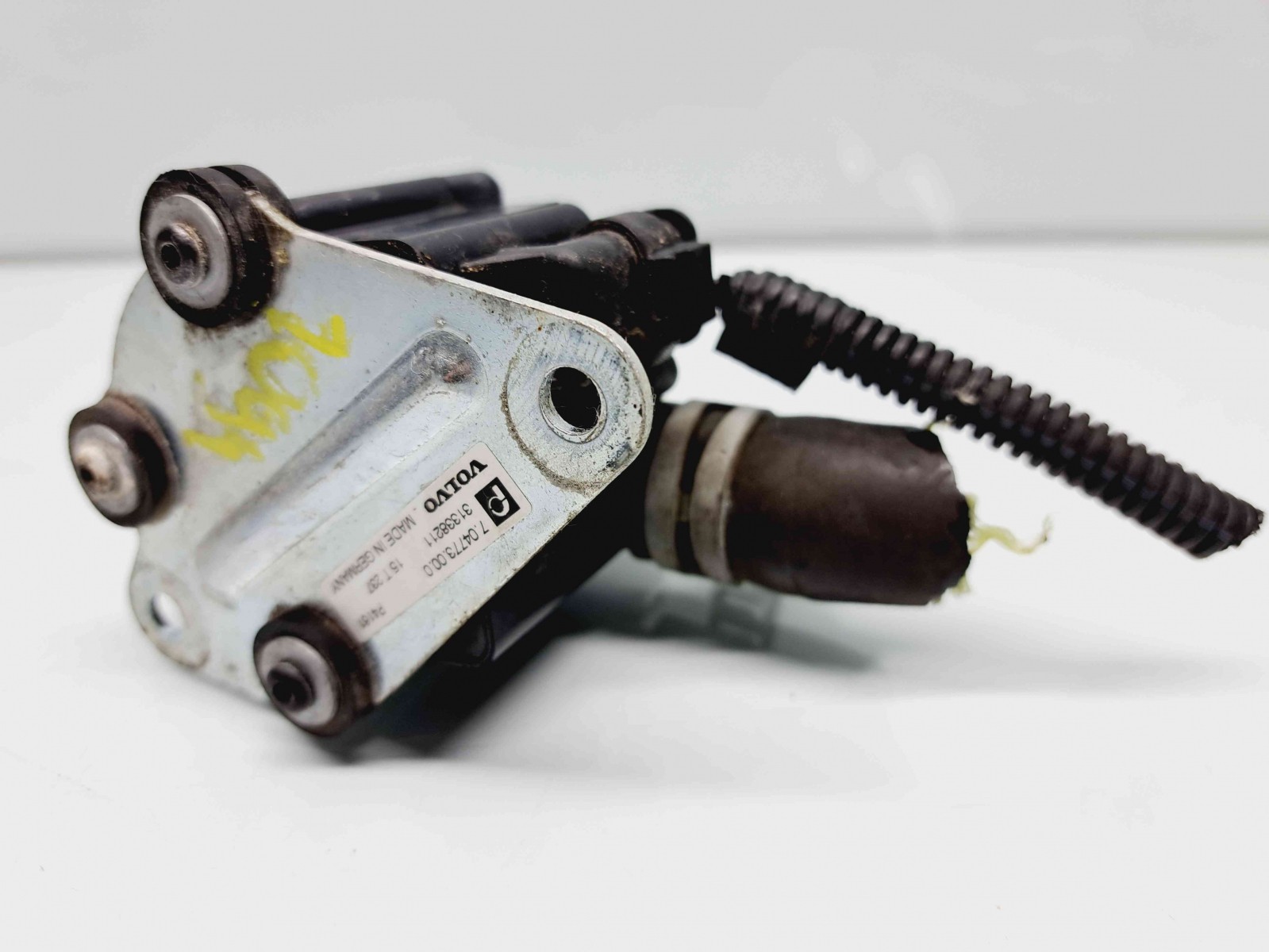 Pompa recirculare apa Volvo V60 [Fabr 2010-2018] 31338211 2.0 D4204T8 88KW / 120CP 2.0 D4204T8 88KW / 120CP - imagine 3