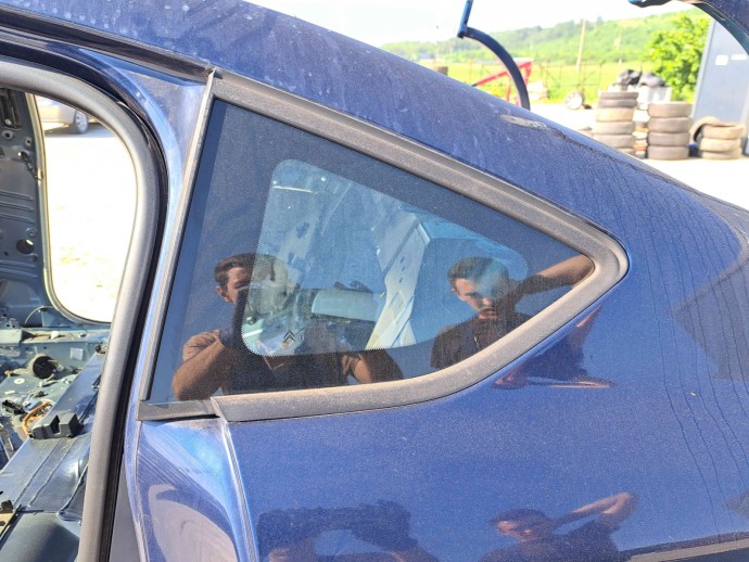 Geam caroserie fix stanga Citroen C5 (III) [ Fabr 2008-prezent] OEM